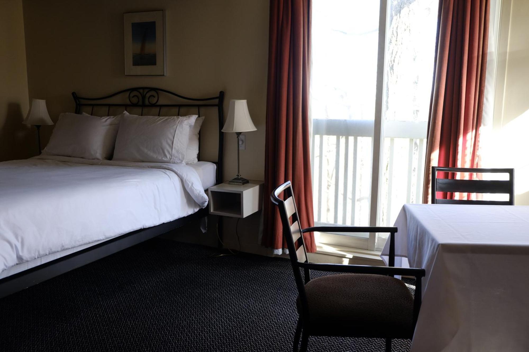 Auberge La Camarine Beaupré Стая снимка